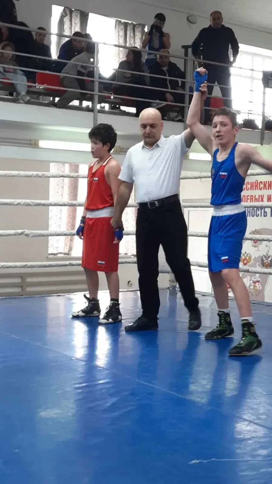 В станице Суворовской прошло первенство Ставропольского края по боксу среди юношей 13–14 лет и юниор