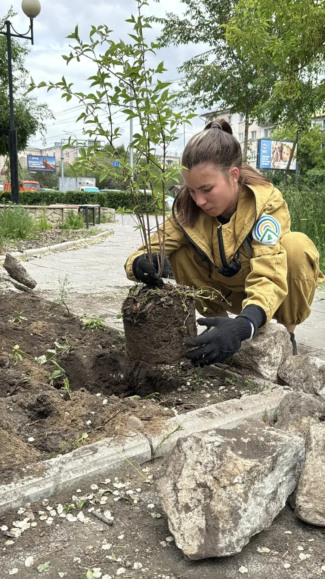 В Улан-Удэ продолжается озеленение 🍃

Сегодня в сквере на Элеваторе специалисты Горзеленстроя высад