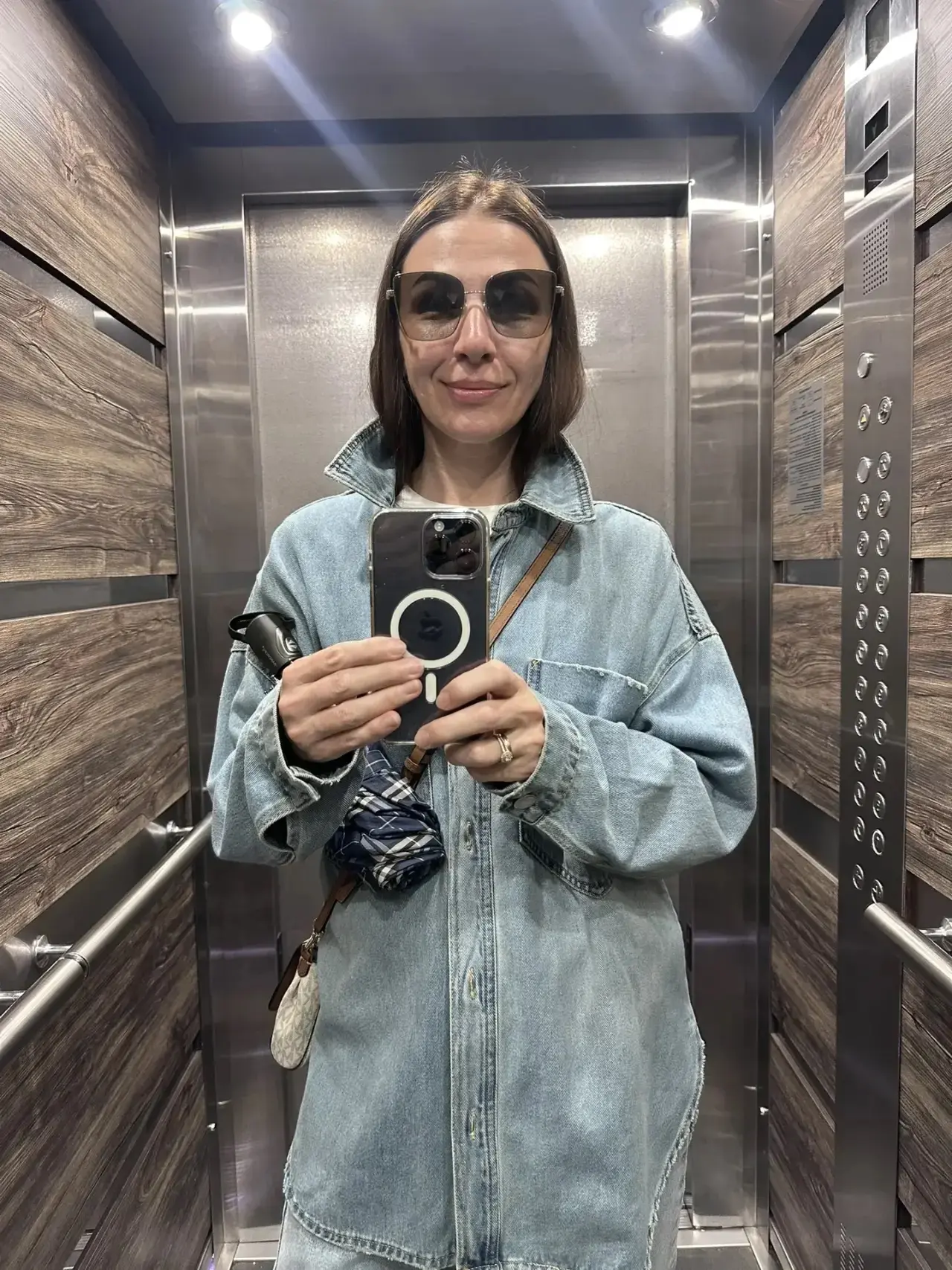 📌 Однажды на консультации:
Клиентка: — У меня постоянно одна и та же история. Встречаюсь с мужчиной