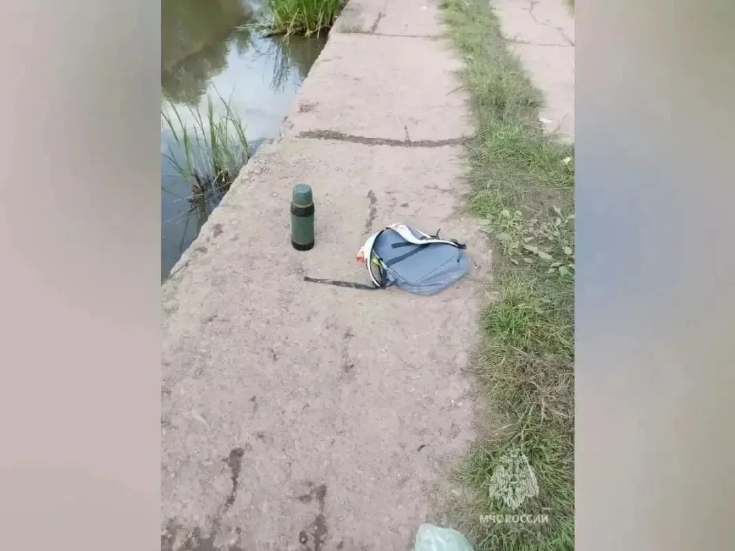 Ребёнок нырнул с моста — тело еще не нашли