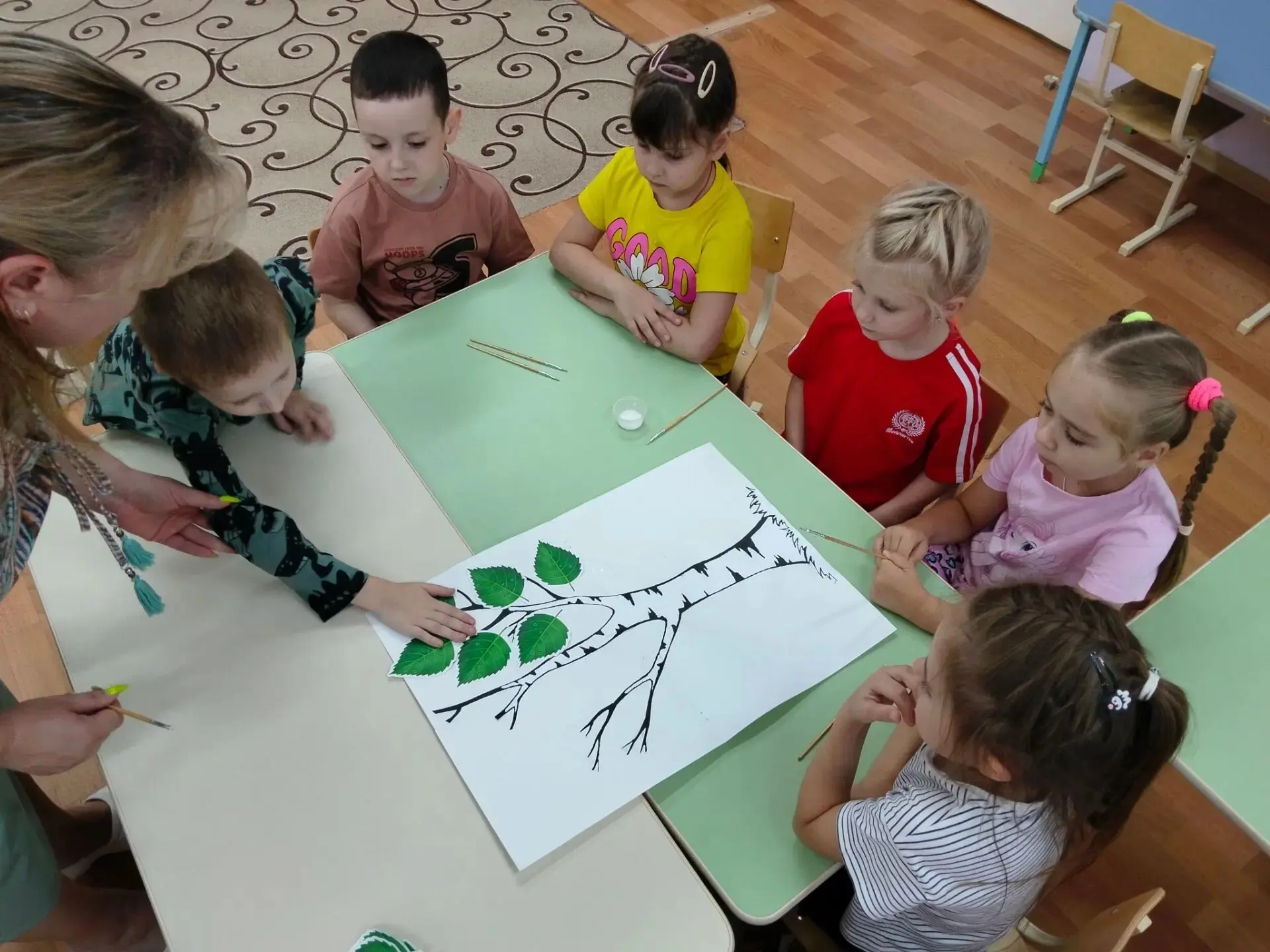 🏡 "Белая берёзка": как прошёл наш «День народных символов»!