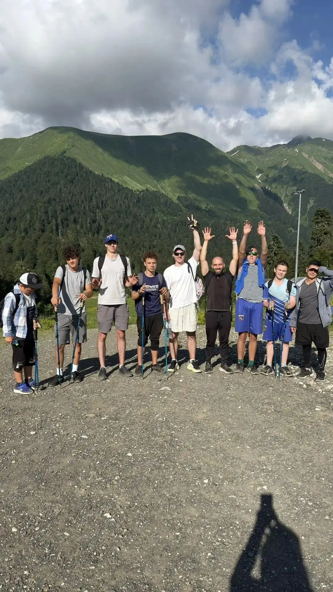 ⛰Лето кадета

🧗Этим летом кадеты 9 "А" Арсений Бухтояров и Игорь Чернов отправились в поход на Бзер