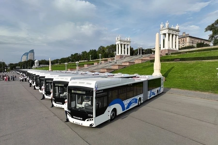 Волгоград получил 26 новых автобусов большого класса🚍