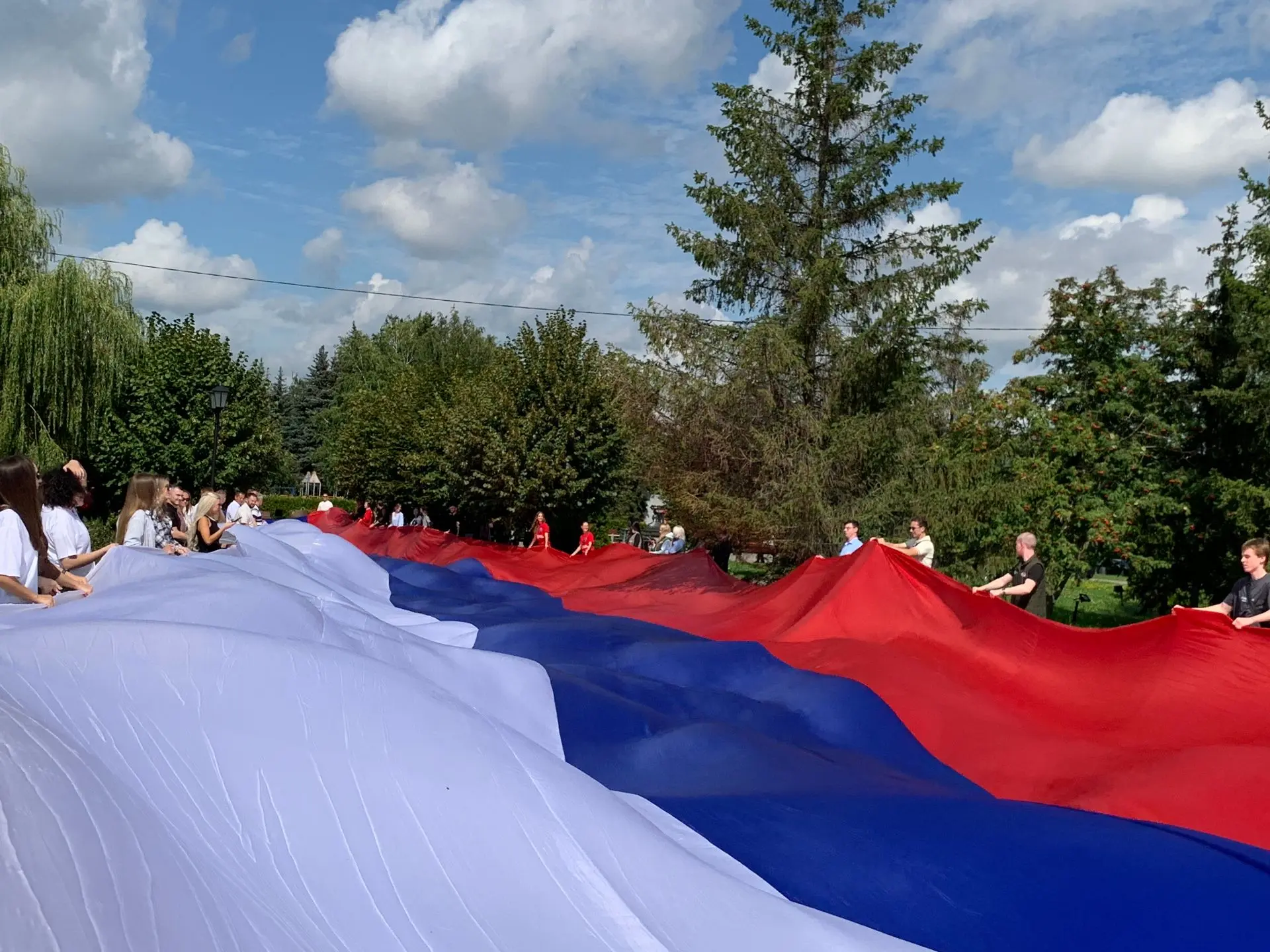 В преддверии Дня Государственного флага России сотрудники Отделения СФР по Тамбовской о...