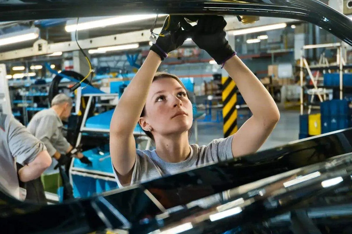 «АвтоВАЗ» с 1 июля проиндексирует тарифные ставки и оклады

Руководство утвердило приказ о повышении