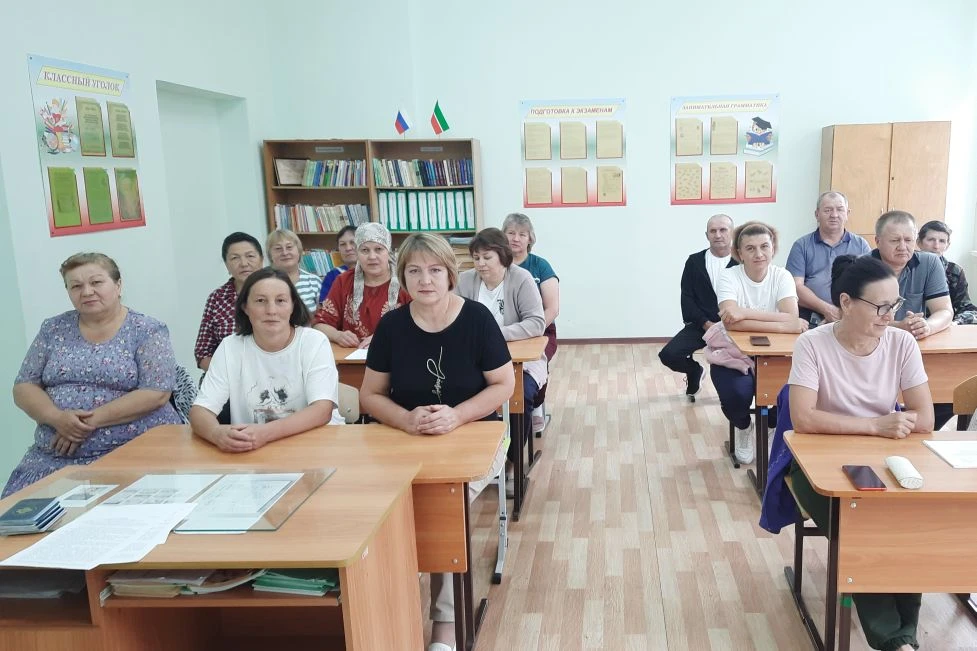 В целях обеспечения готовности педагогических работников и обслуживающего персонала, в ...