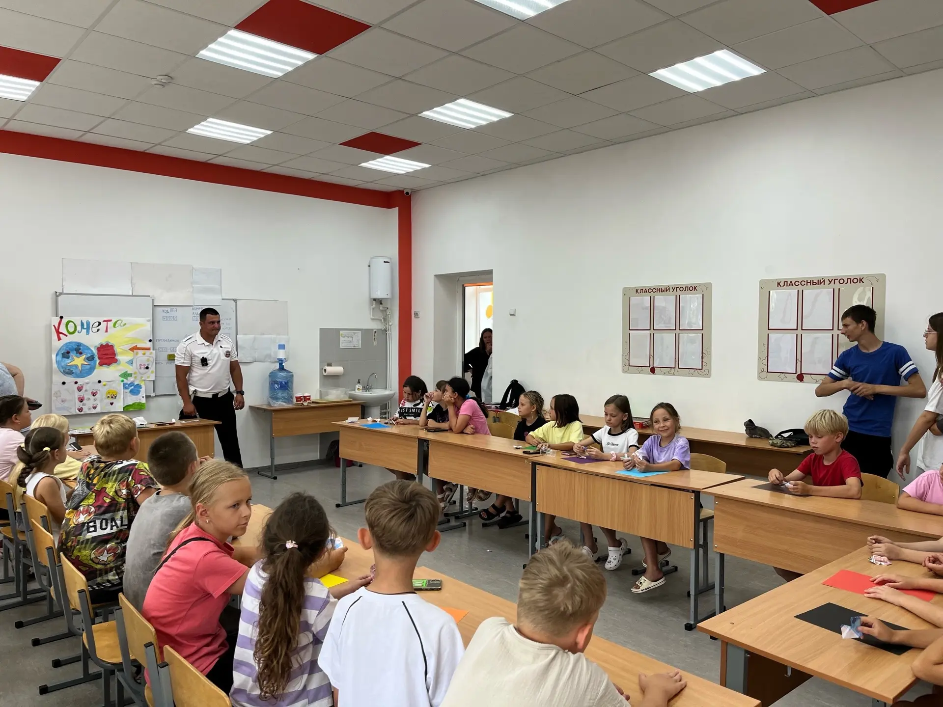 В нашем любимом детском лагере «Искра», расположенном на базе МБОУ СОШ №3, прошёл крайне важный и по