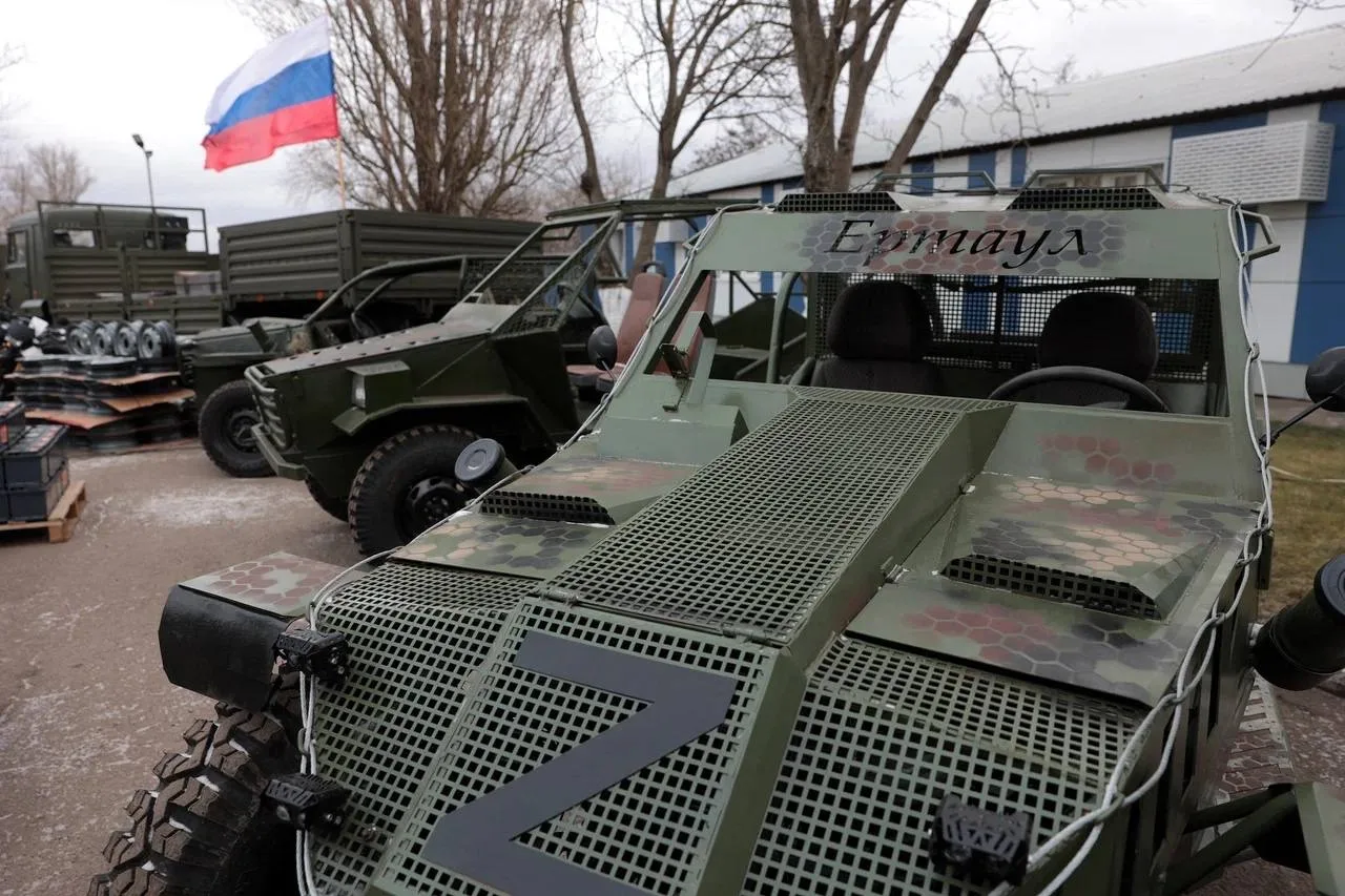 Сегодня сделали важное дело: передали гуманитарную помощь воинам гвардейского полка. Эт...