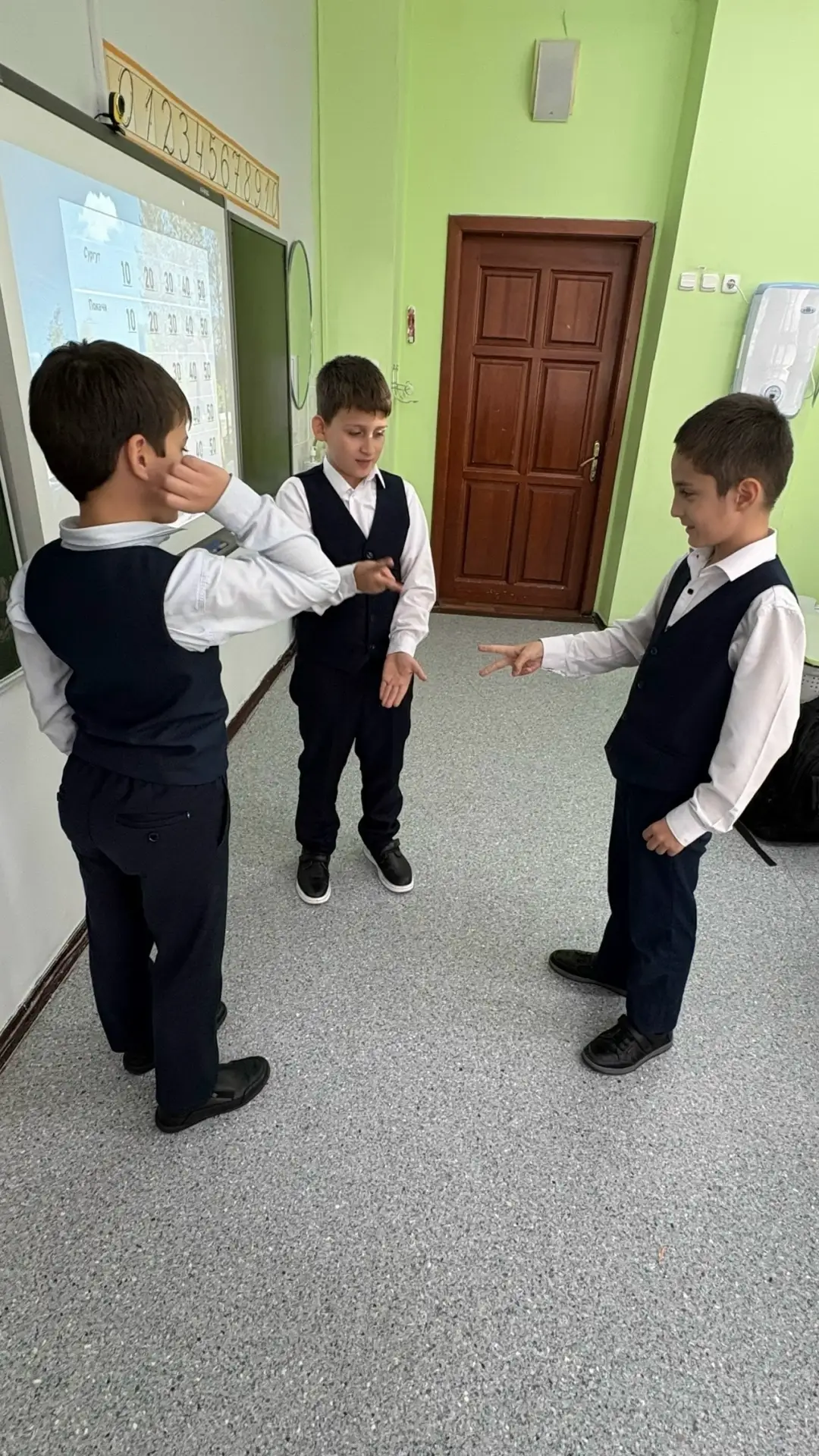 ✏️ В Покачах школьники погрузились в мир культуры Югры