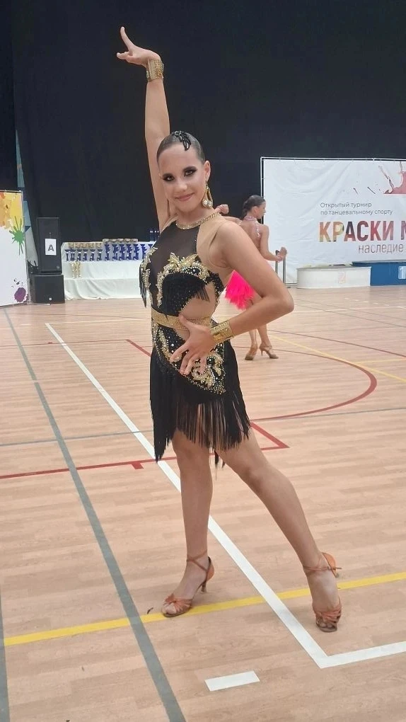 🎉 Двойной успех юной звездочки! 🎉  Поздравляем Сенцову Анастасию, ученицу 6П класса МБОУ СОШ-29 им Ю