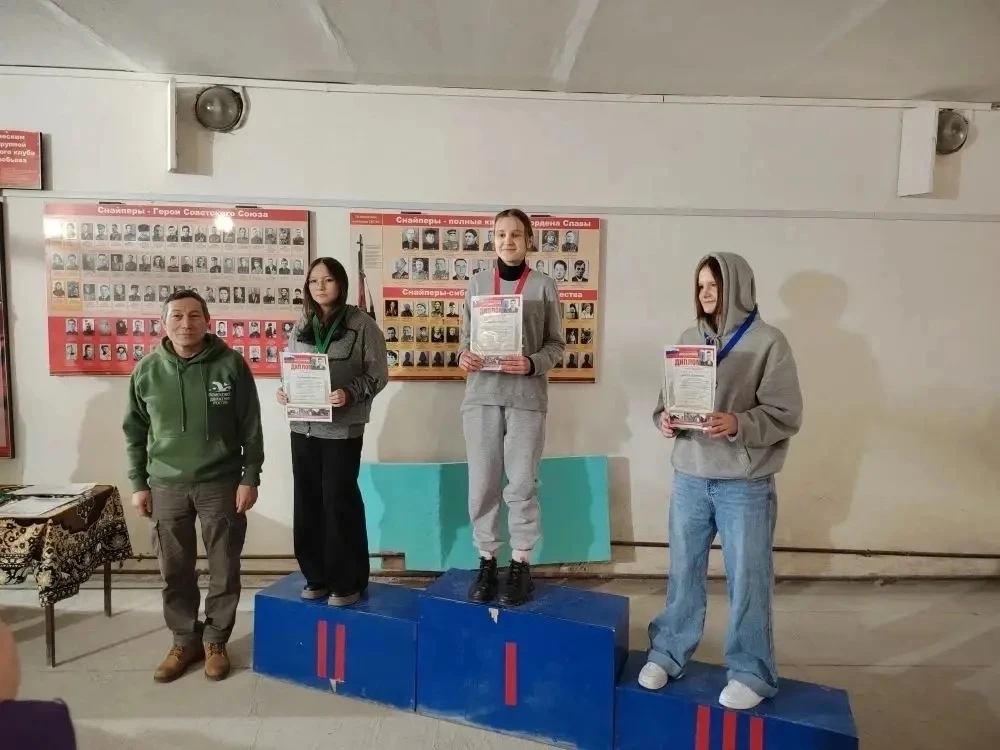 #Про_победы  2 марта прошли соревнования по пулевой стрельбе! Наша команда 8-х классов заняла 1 мест
