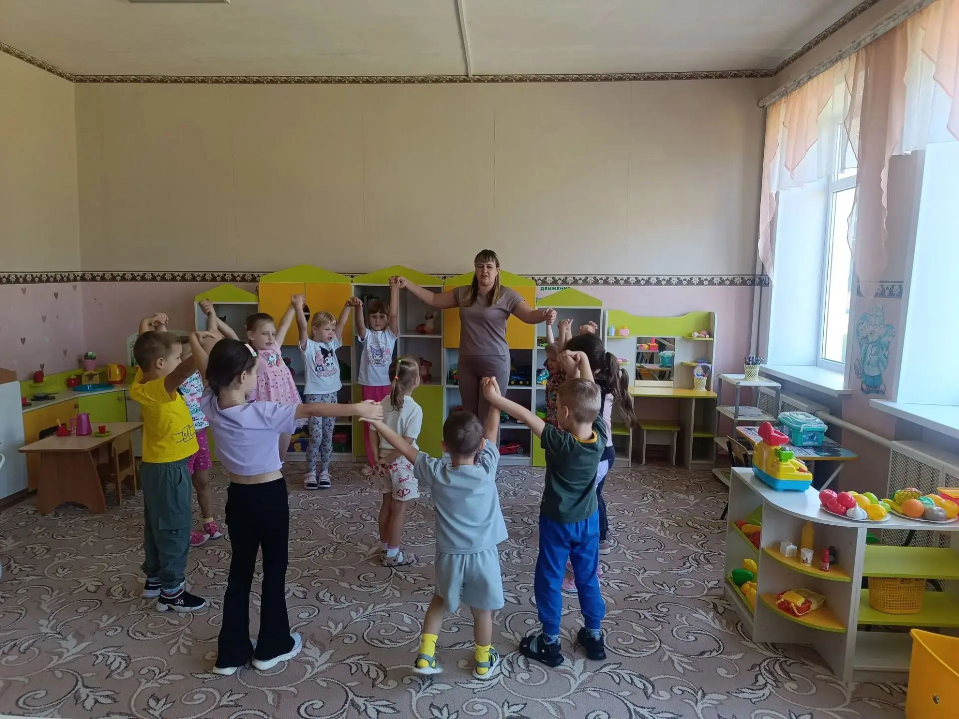 ✨‎"Неделя дружбы и добра" в подготовительной группе началась с радостного события. Ребя...