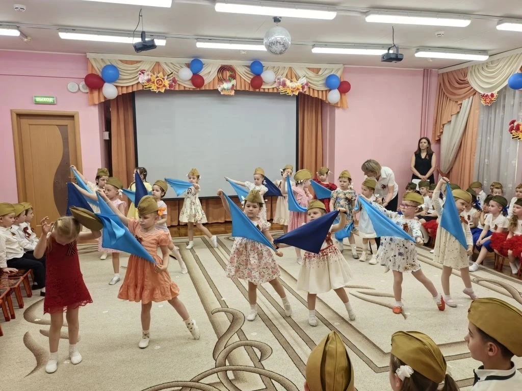🎖️ Праздничные утренники ко Дню Победы в детском саду!  В этом году День Победы в корпусах дошкольно