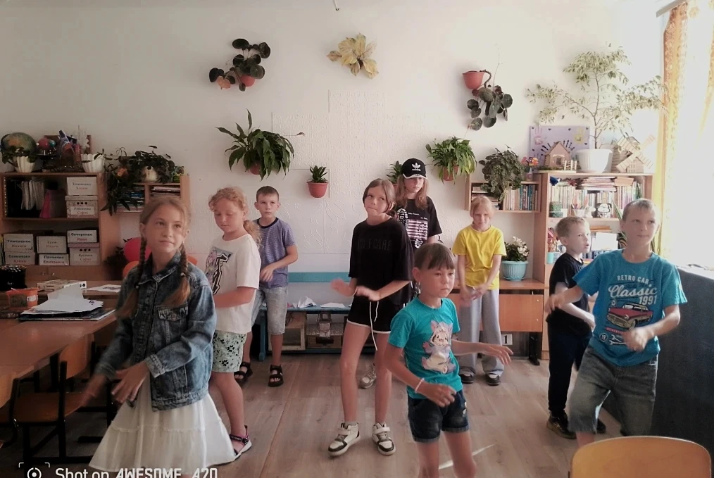 🚀 17-й день в нашем лагере пролетел как одно мгновение!
Каждое утро начинается с бодрости, и сегодн