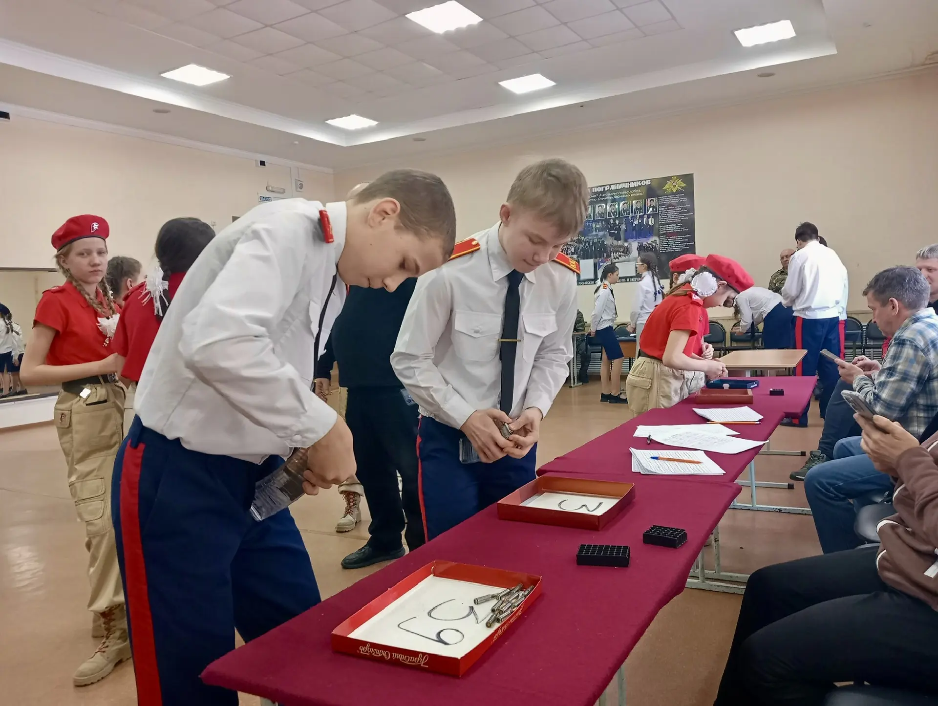 Школа с. Засечное: Наследники России   Команда кадет 8г и 6в кадетских казачьих классов приняла  уча