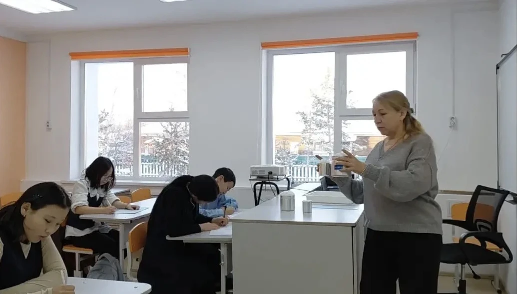 👩🏻‍🏫📚В рамках федеральной программы в школах Якутии работают 9️⃣8️⃣ земских учителей