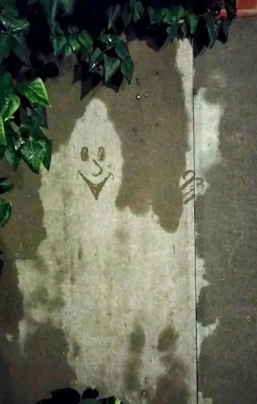 Когда дождь - не помеха, а холст 🌧️🎨