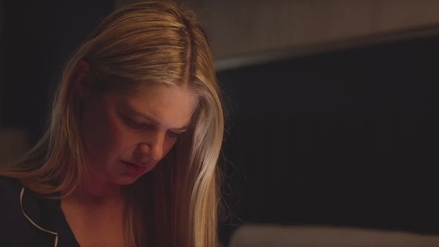 Защитные меры mp4 (2024) Жанры: #Фильмы  #Триллер  #Детектив  Во время смертоносной пандемии военный