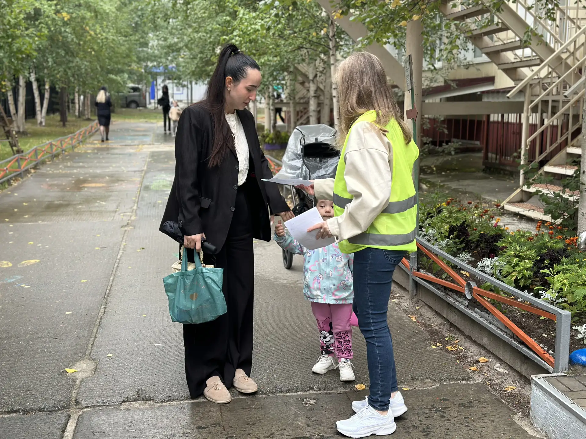 👪 Родительский патруль в «Крепыше»: забота о безопасности продолжается! 🚦