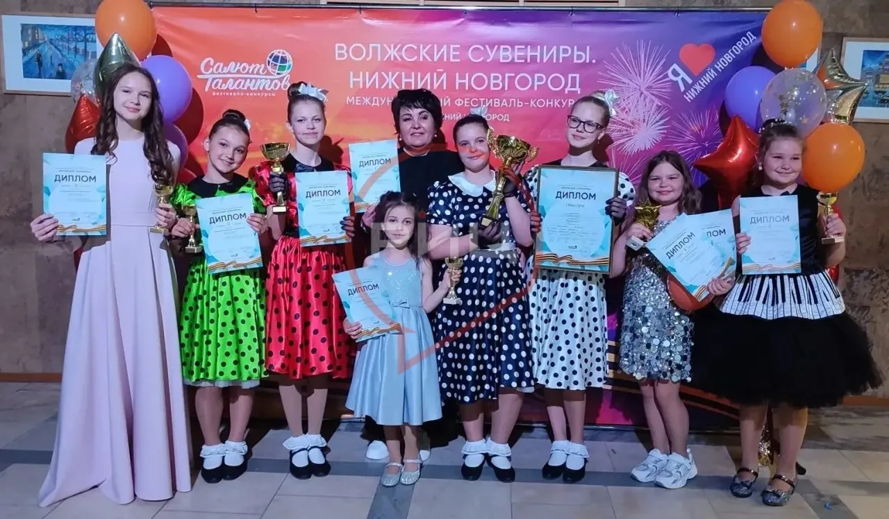 Родители воспитанников ермолинский детской школы искусств выражают благодарность преподавателю вокал