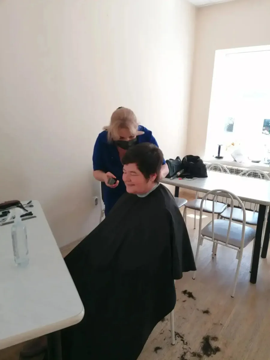 💇‍♀️ В ЦСО Батайска прошёл день маленьких преображений

Сегодня в Центре социального обслуживания