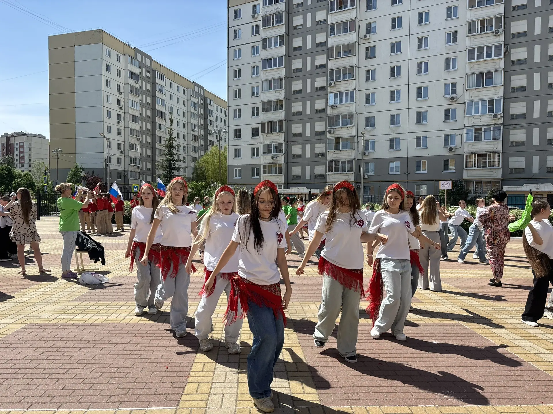 💃 Сегодня наши восьмиклассницы стали частью большого танцевального праздника — фестиваля «Стартинейд