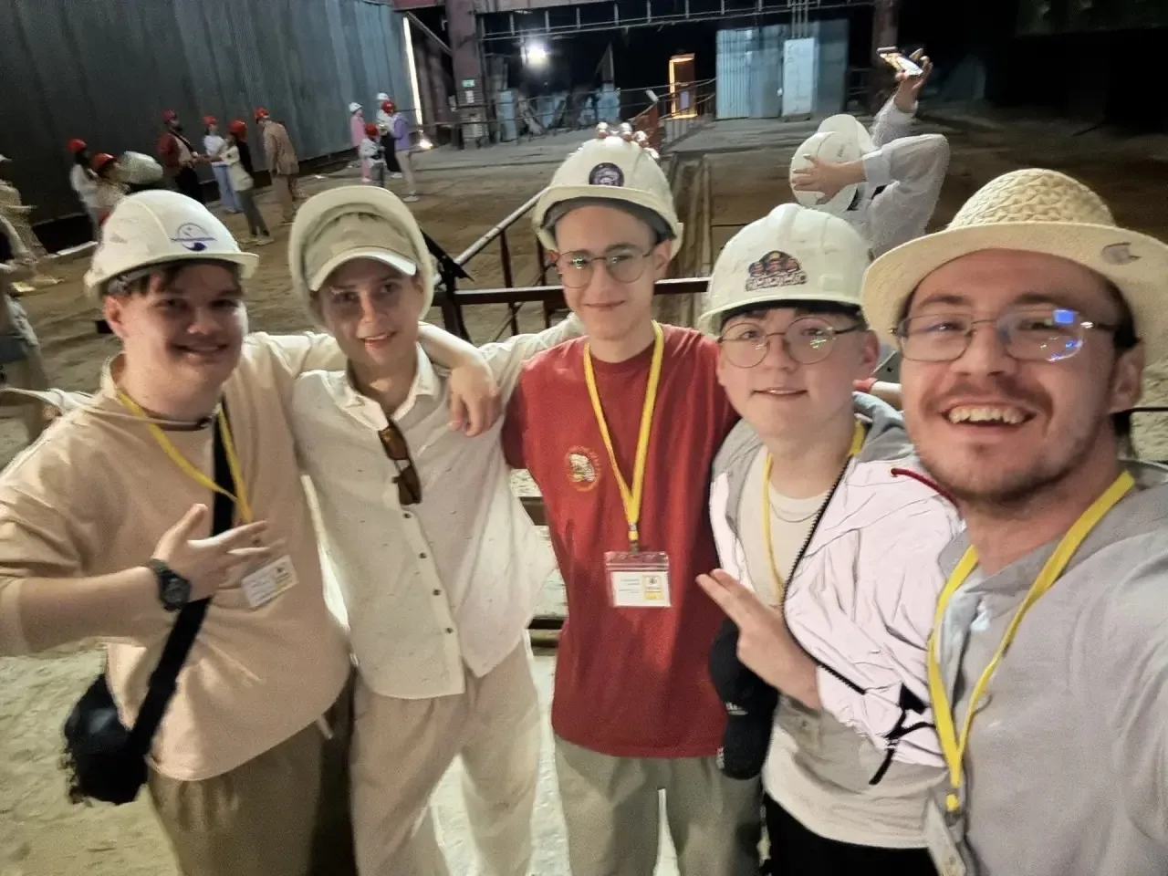 🚀 Наши дети на Байконуре - их мечты полетели к звёздам! 

Четверо пациентов нашей больницы стали уч