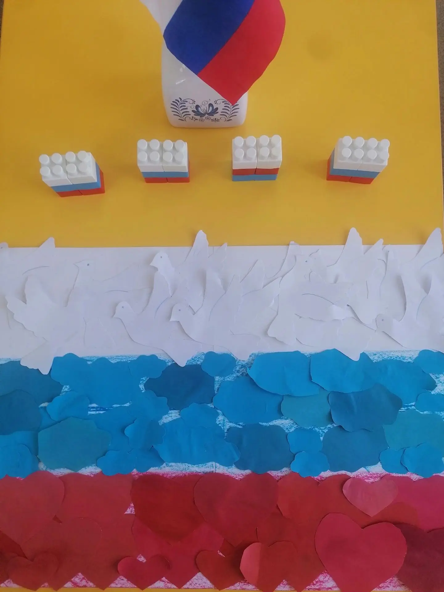🇷🇺🇷🇺🇷🇺В подготовительной группе"Добрята" прошёл замечательный час, посвящённый Дн...