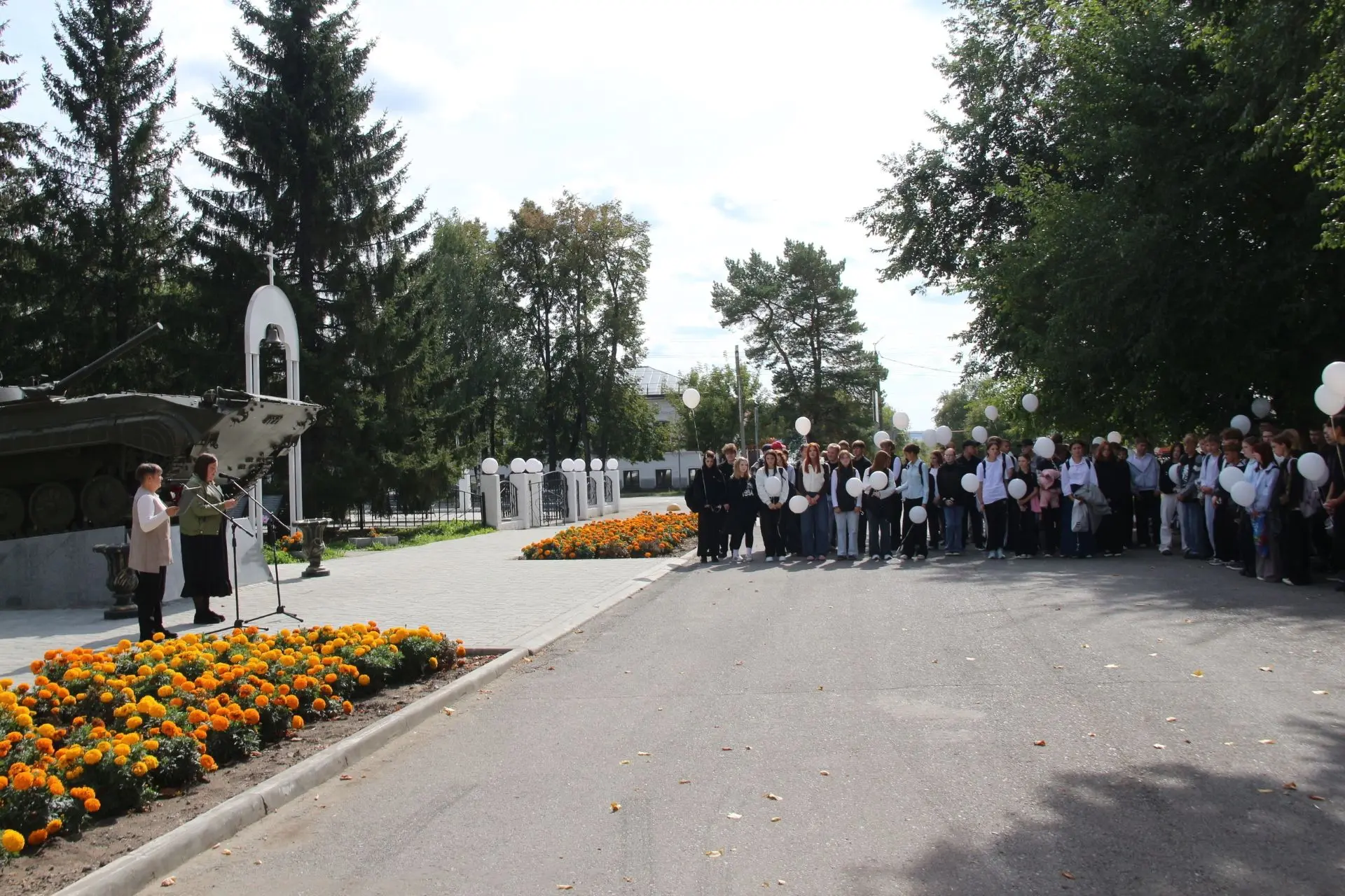 «БЕЛЫЕ ШАРЫ ПАМЯТИ»