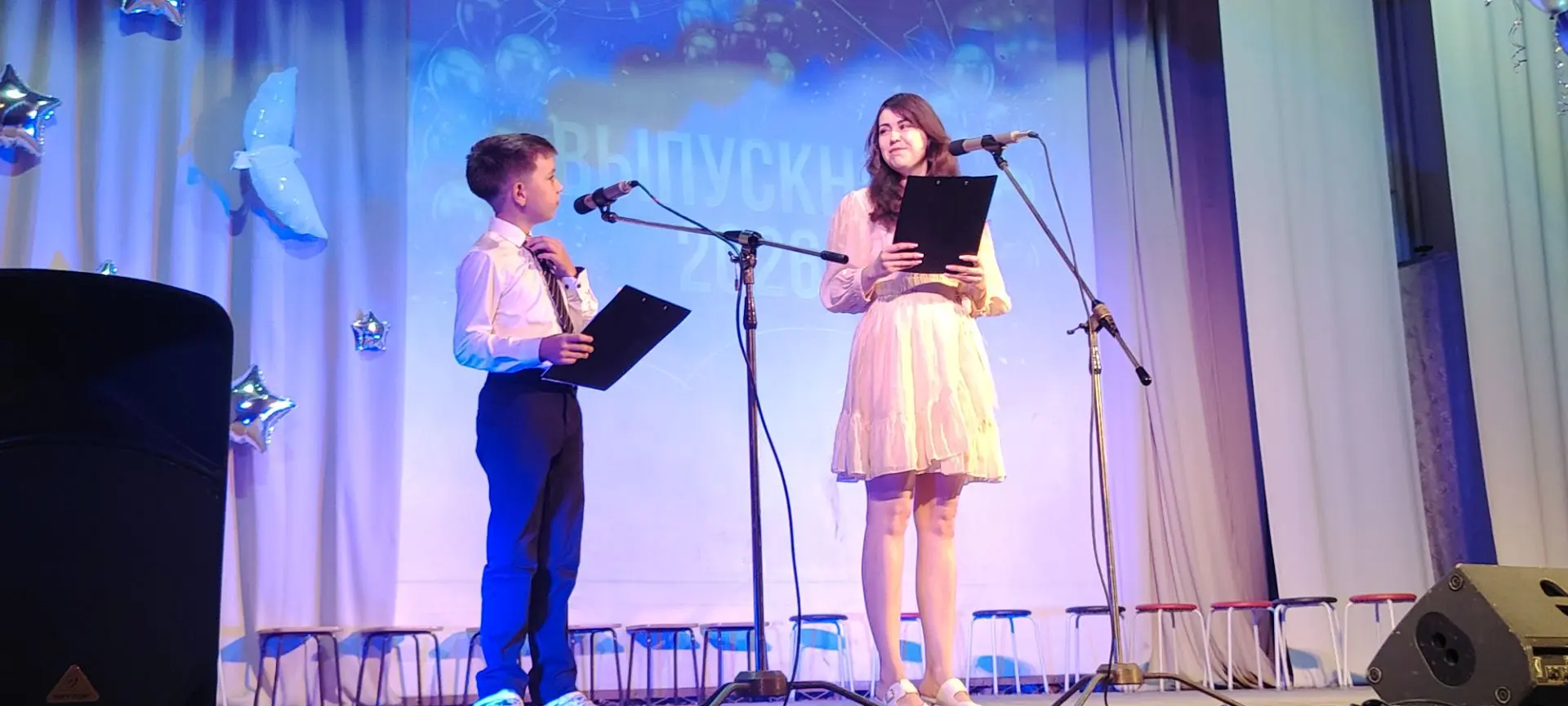 Вручение аттестатов🌟 

Сегодня стены ДК села Лесное наполнились светом, теплом и самыми искренними 