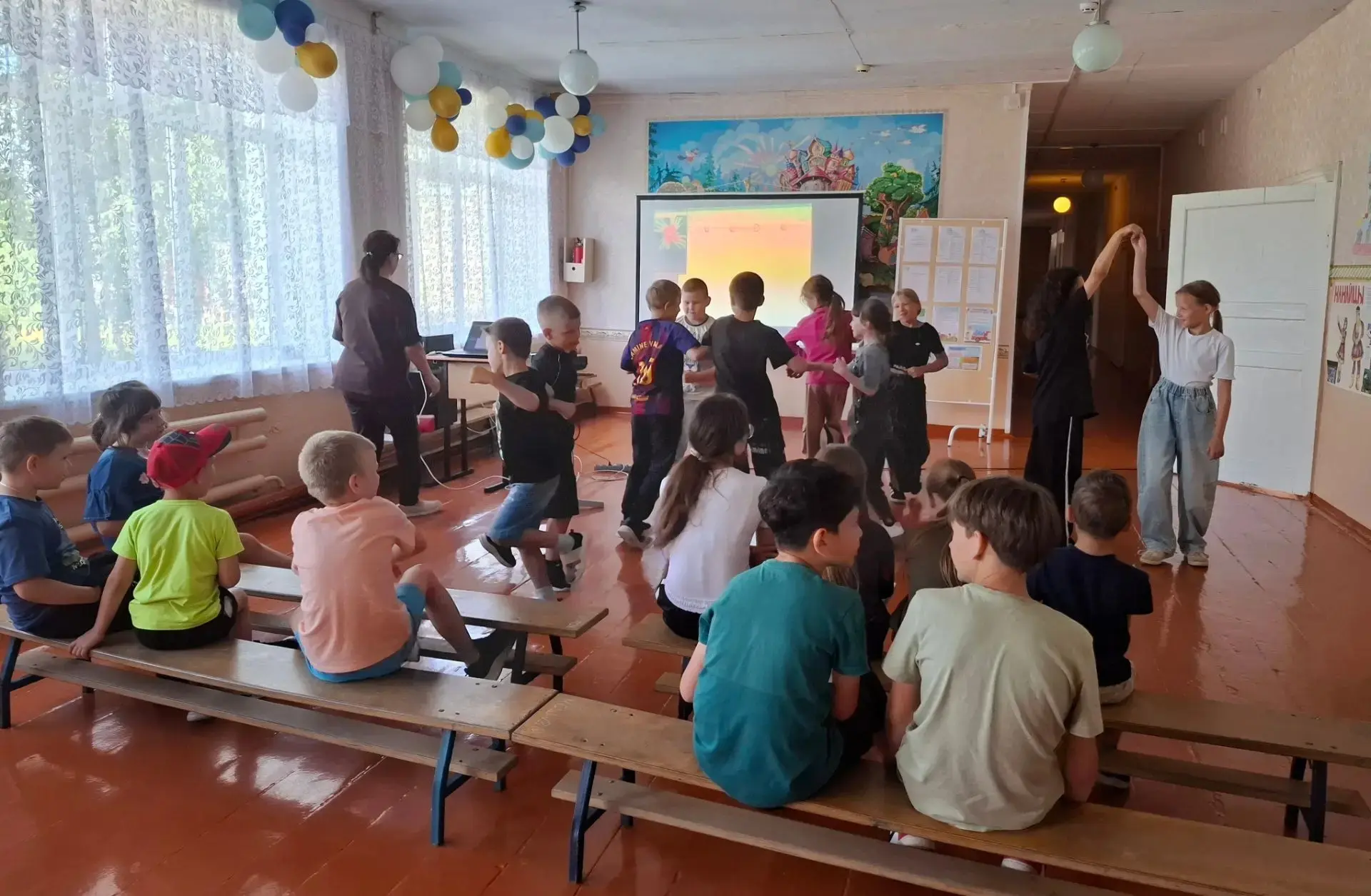 🇷🇺 12-й день в «Крепыше»: День музыки народов России!

🎉 Наш лагерь звучал по-новому — мелодично,