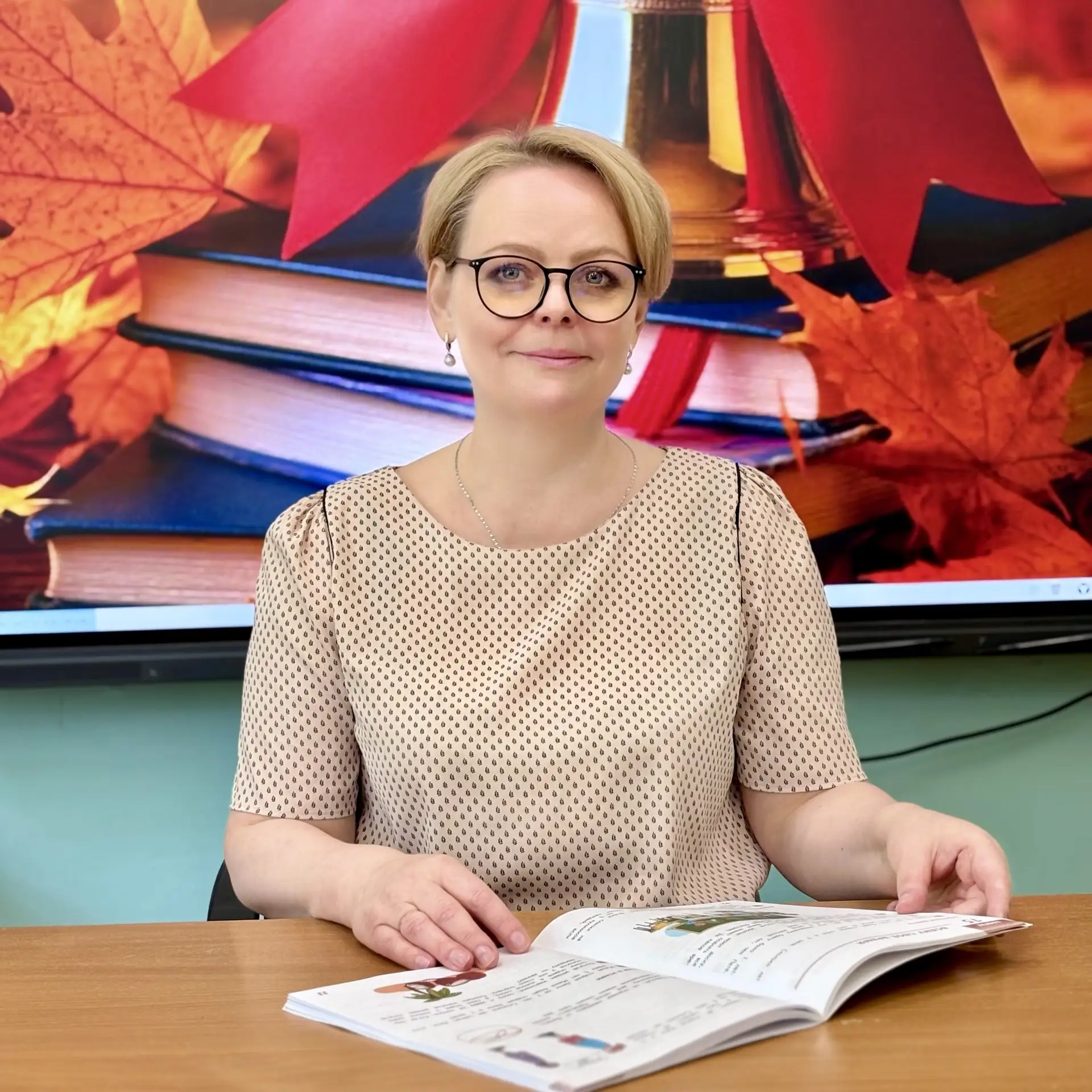 👩🏼‍🏫 Первый раз в первый класс 

Уже меньше чем через два месяца #школа118 вновь откроет свои две