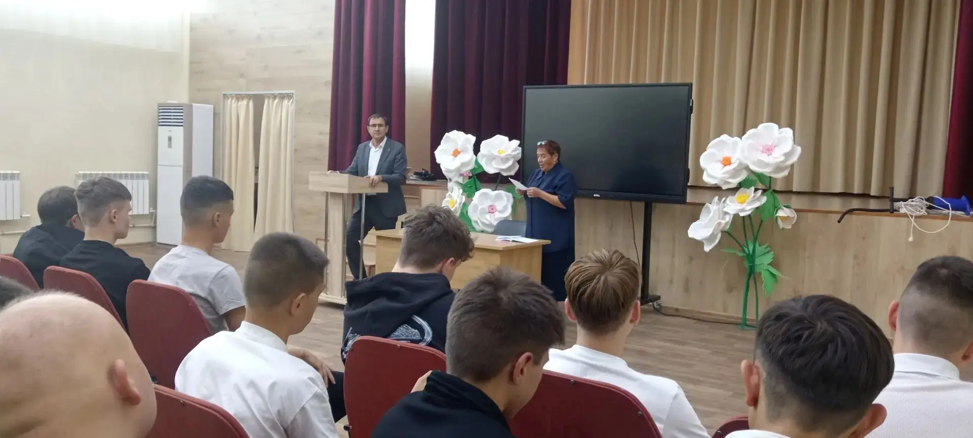 Важные правила комфортного проживания: в АПТ прошло собрание для жителей общежития 🏢🔑