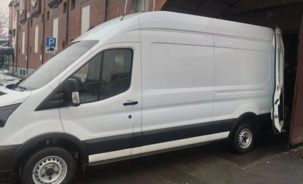 🚐 Водитель на авто компании Ford Transit в команду Индустрия Спорта.