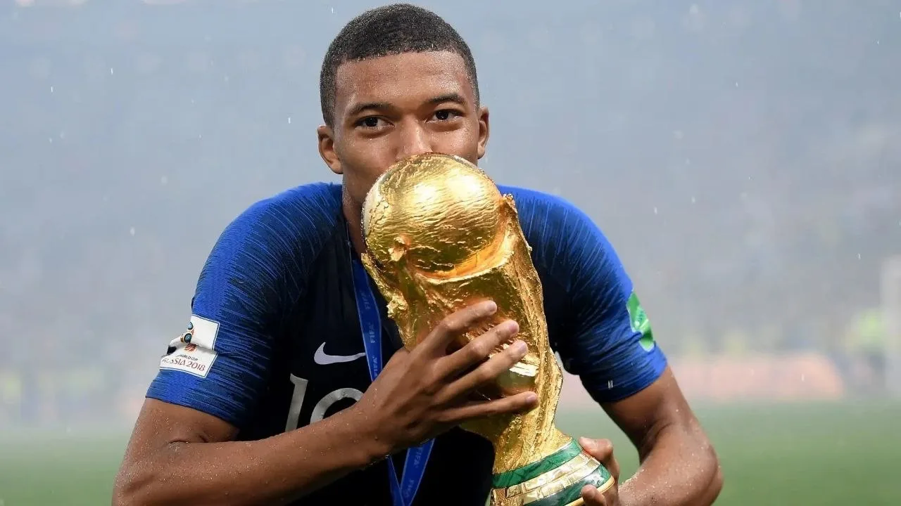 🐢⚽️ Килиан Мбаппе: «Чемпионат мира? Я совершенно спокоен, потому что теперь у меня ест...