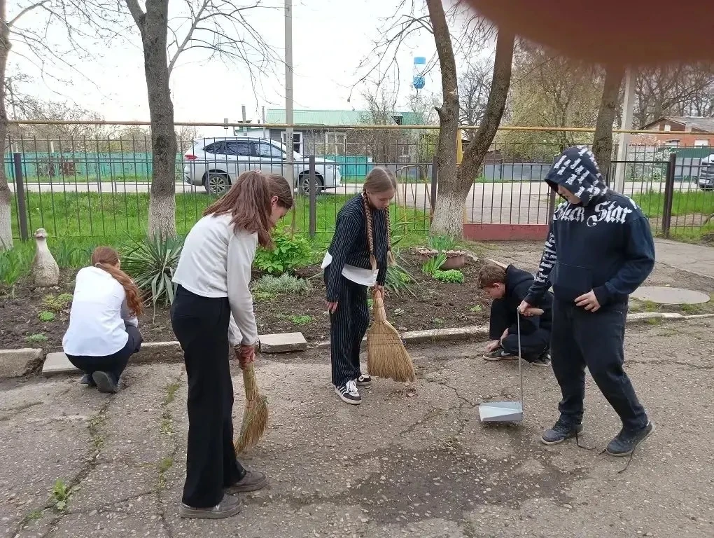 Акция "Чистый двор"
