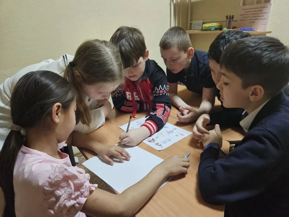 Успех нашей команды на районном этапе конкурса «Мир вокруг нас»! 🌏  Мы рады сообщить, что команда уч