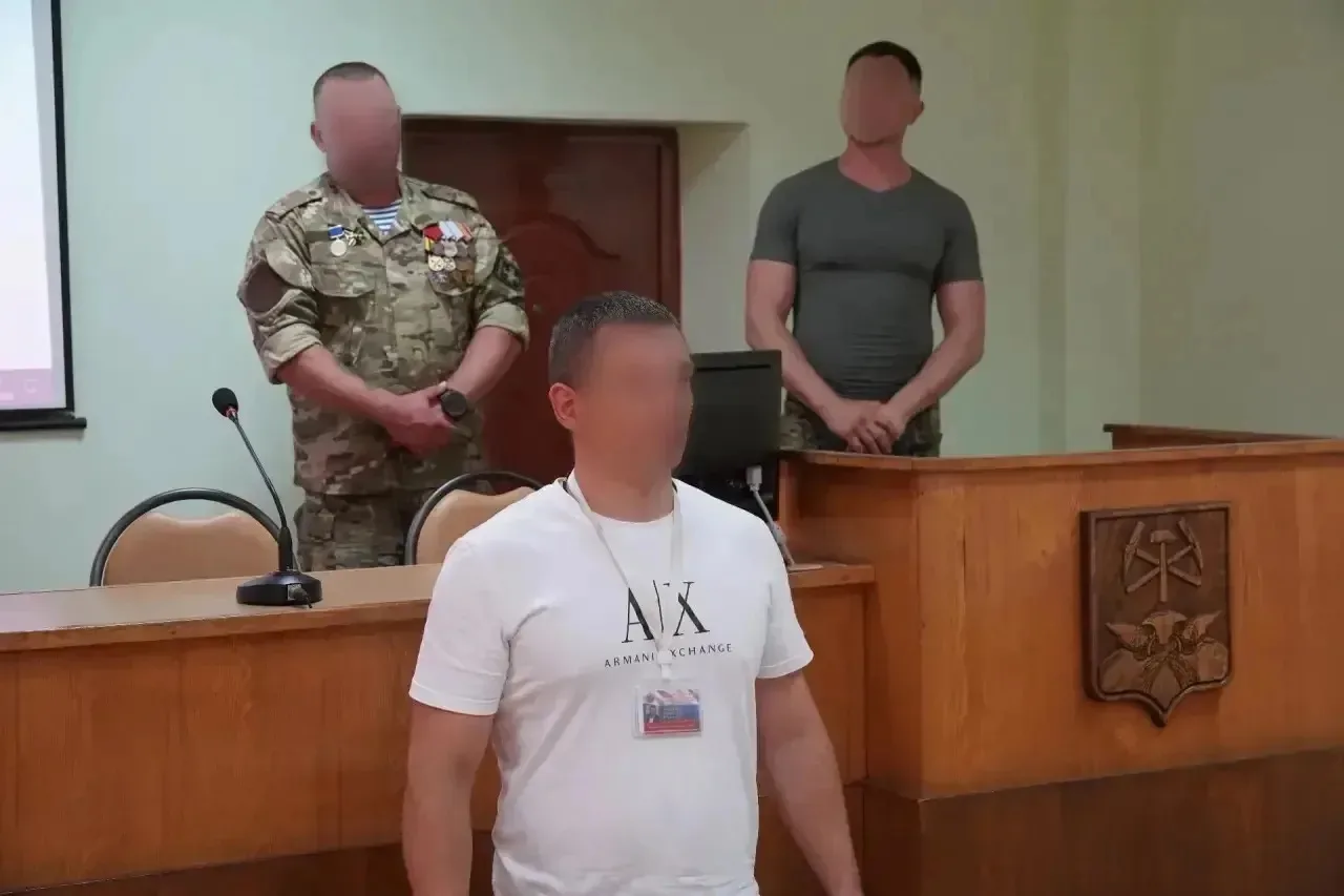 На днях Новомосковский институт РХТУ посетили представители Минобороны России, которые ...