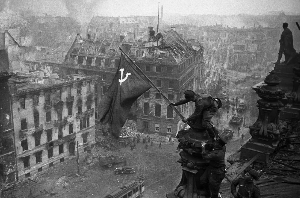 🎉 Ровно 81 год назад, 9 мая 1945 года, в 0:43 по московскому времени в предместье Берл...