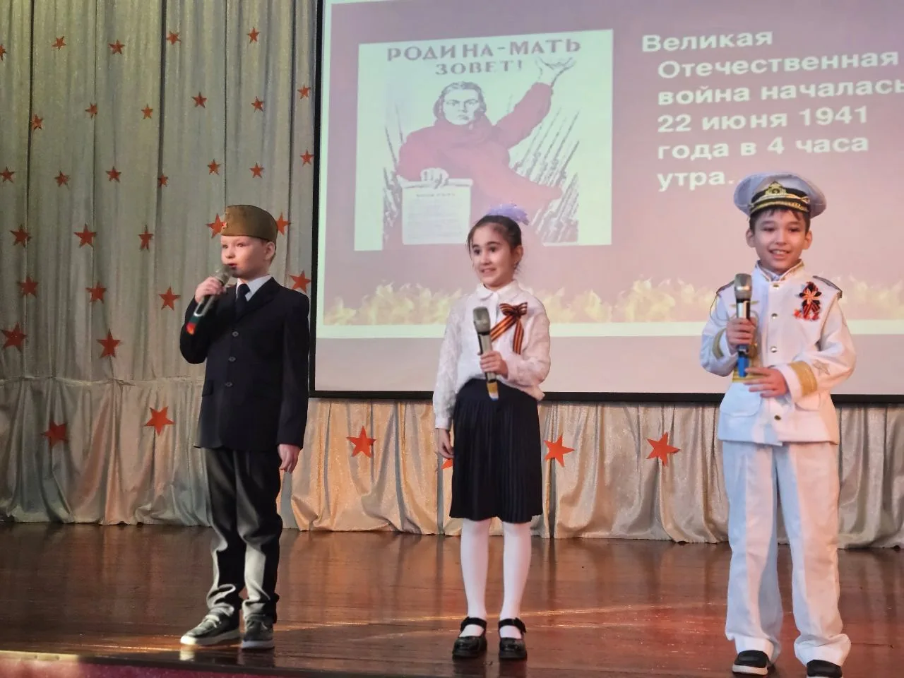 🇷🇺ЕСТЬ ТАКАЯ ПРОФЕССИЯ - РОДИНУ ЗАЩИЩАТЬ!🇷🇺  📌В преддверии празднования Дня защитника Отечества в на