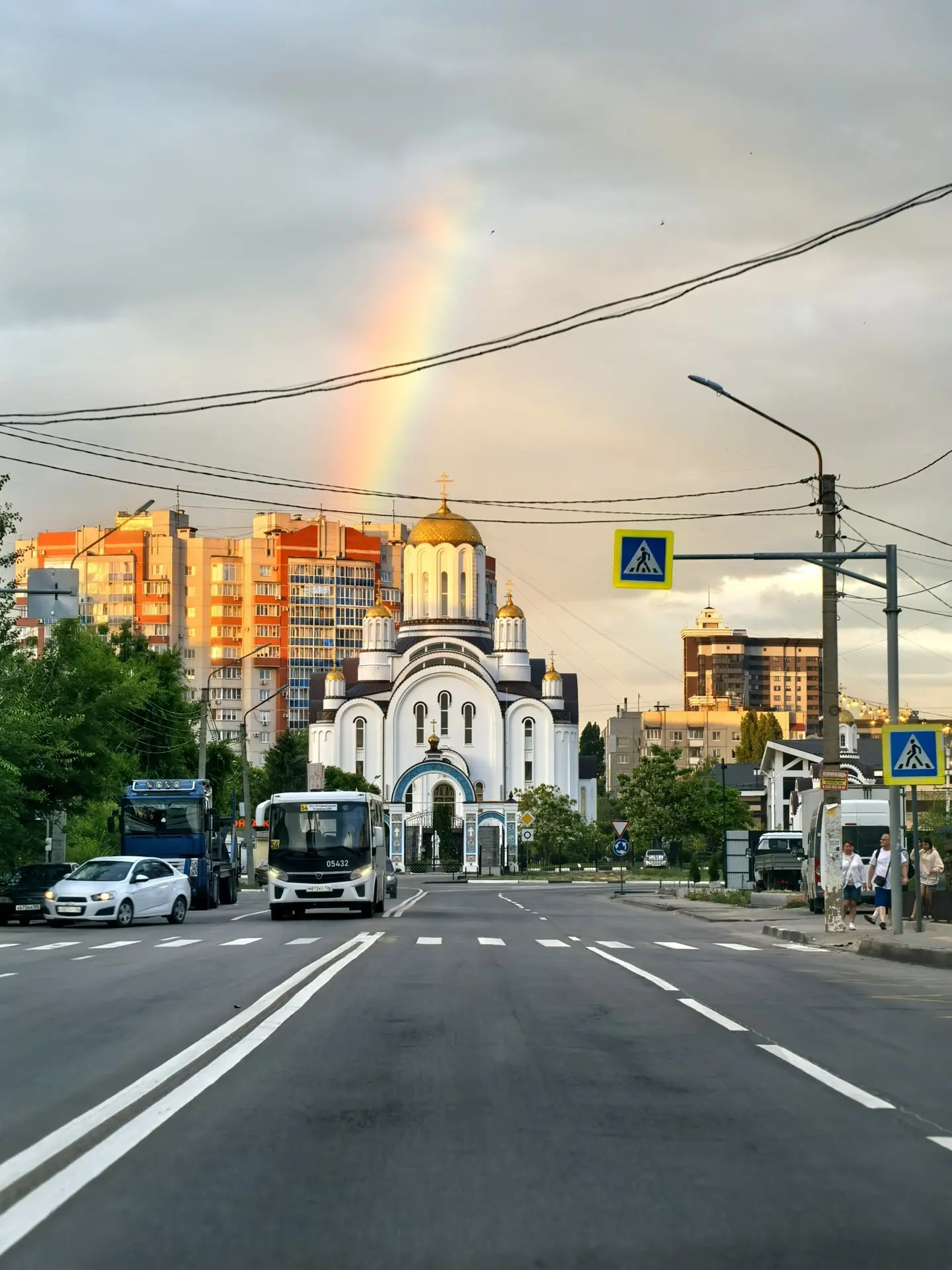 🌞 Доброе утро, Воронеж

Понедельник снова врывается в нашу жизнь… На улице жара — +26° днём, а ночь