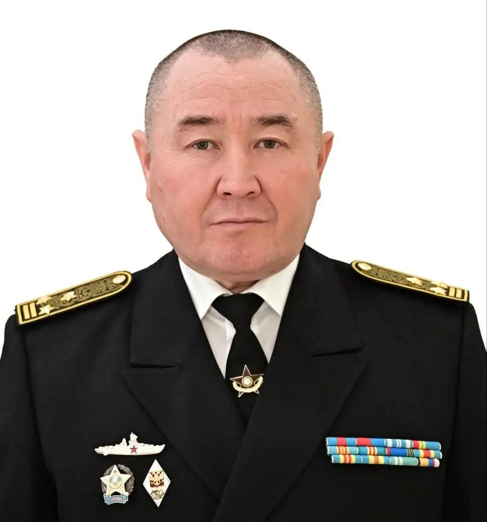 В Казахстане задержали бывшего главнокомандующего ВМС Каната Ниязбекова, сообщили в МВД...