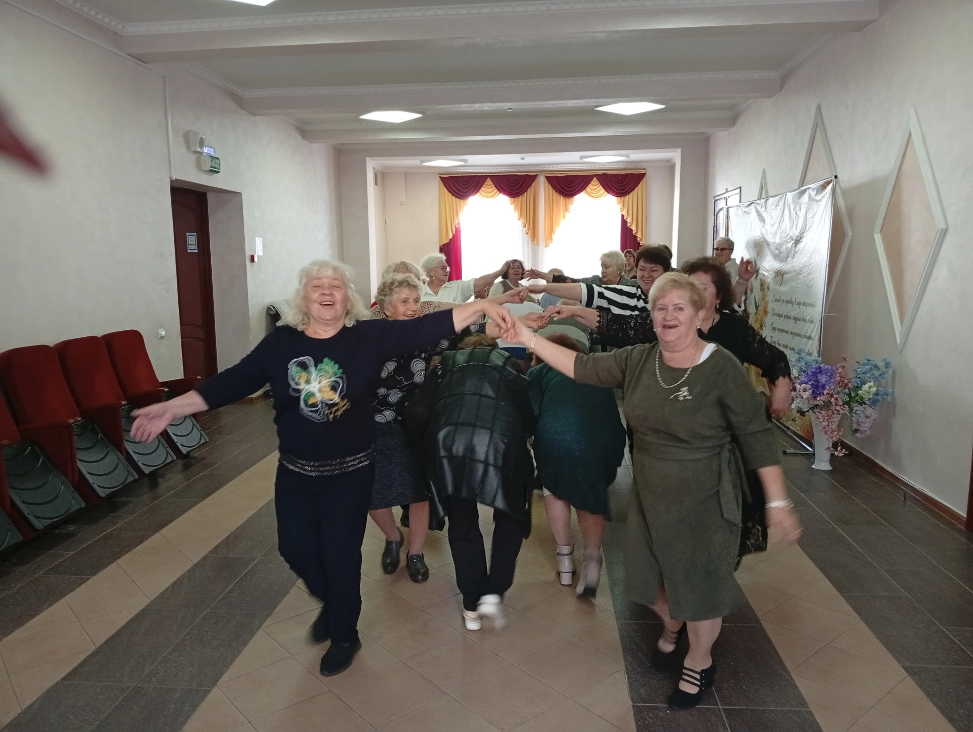 1 октября в районном Доме культуры состоялось праздничное мероприятие, посвященное Дню ...