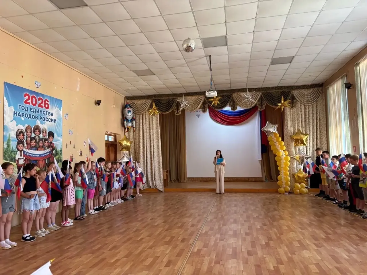 Сегодняшний день в лагере «Радуга» прошёл под знаком патриотизма и творчества!