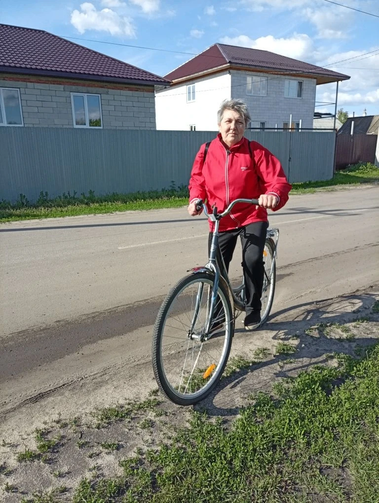 Велосипедные прогулки для старшего поколения Романовского района