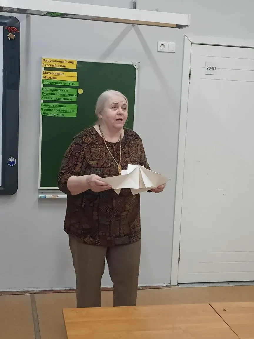 📚 Великолепная встреча с талантливой поэтессой!  Сегодня, в День работника культуры, хотим рассказат