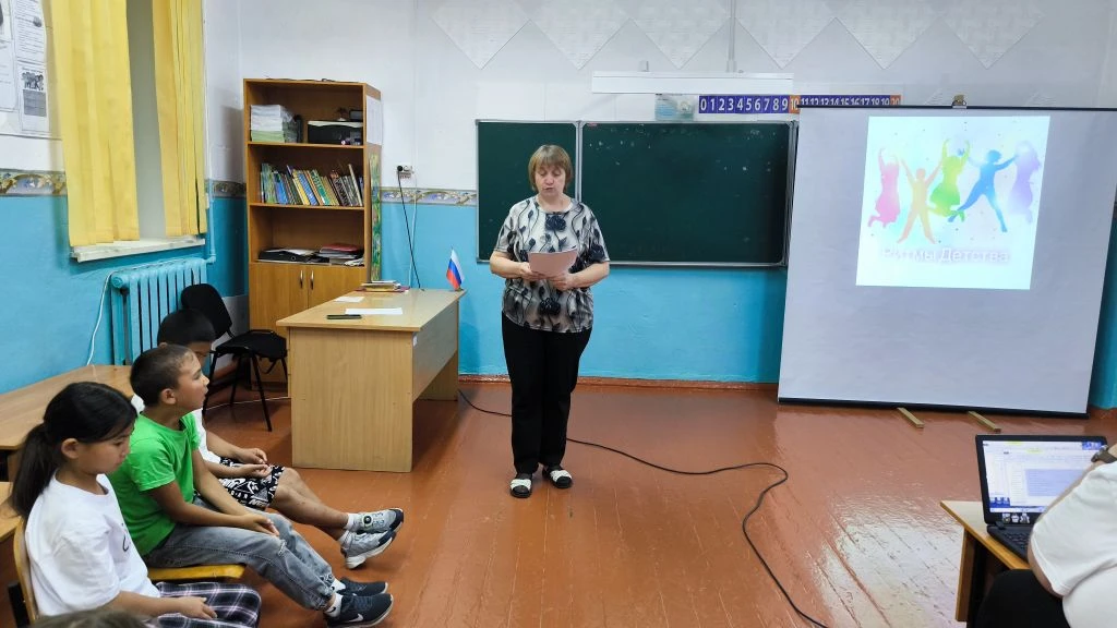 💃 День народных танцев в лагере «Летняя радуга»! 
 
15 июня в нашем лагере прошёл яркий, музыкальны