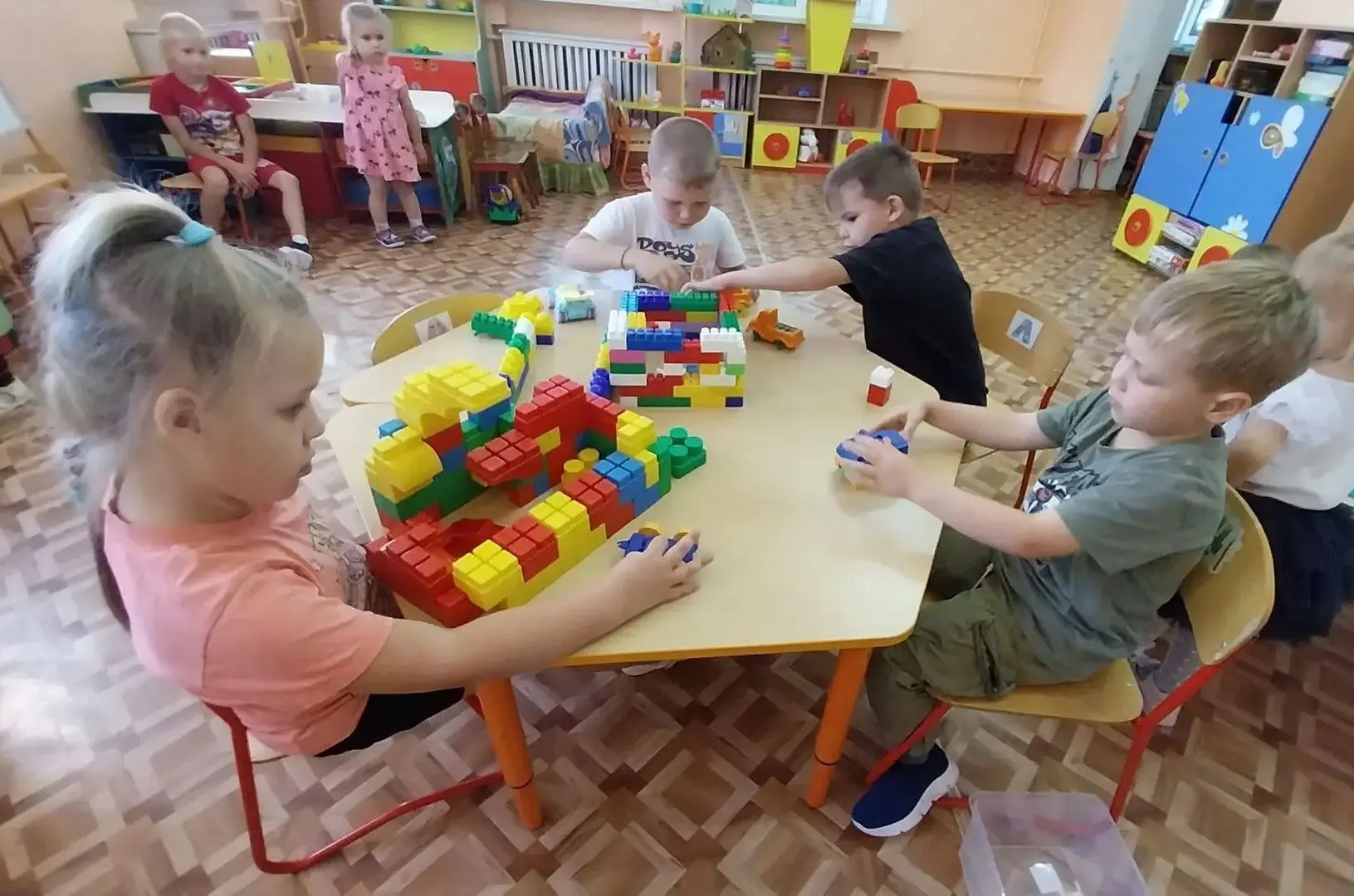 Наши дошколята сегодня — настоящие инженеры и архитекторы!