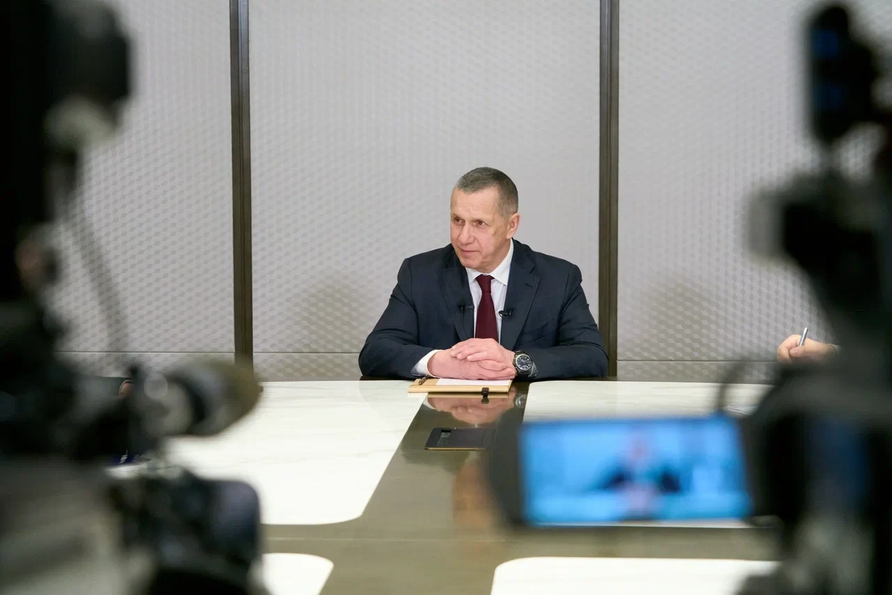 Заместитель председателя правительства РФ – полномочный представитель президента РФ в Д...