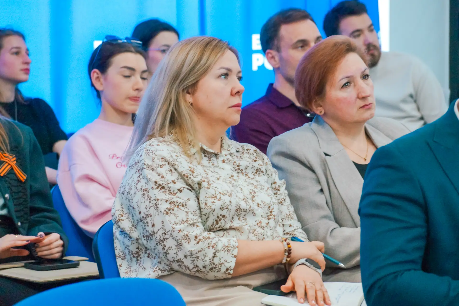 В штабе общественной поддержки Единой России прошло рабочее совещание, по вопросам подготовки и орга